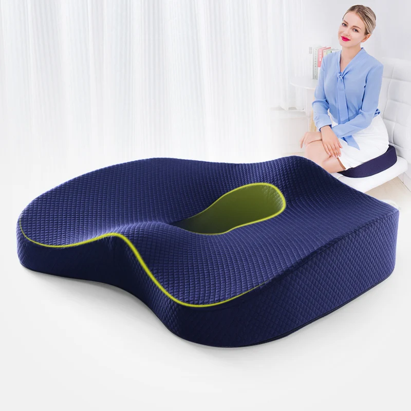 ComfyDeskGal
