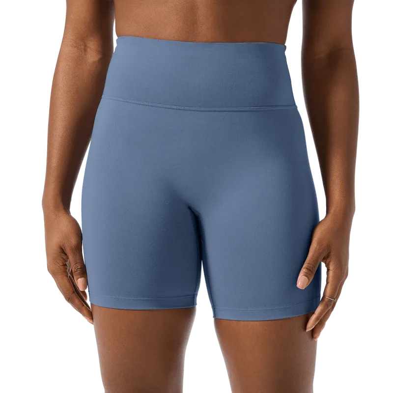 Pantalón corto mate de talle alto U para mujer 6"