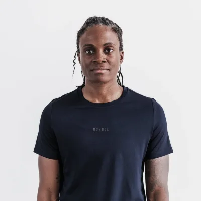 Women's Deltapeak® Micro Textured Tee