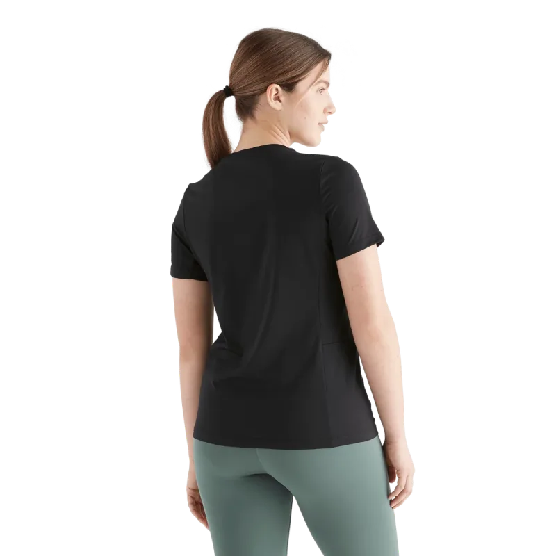Women's Deltapeak® Micro Textured Tee