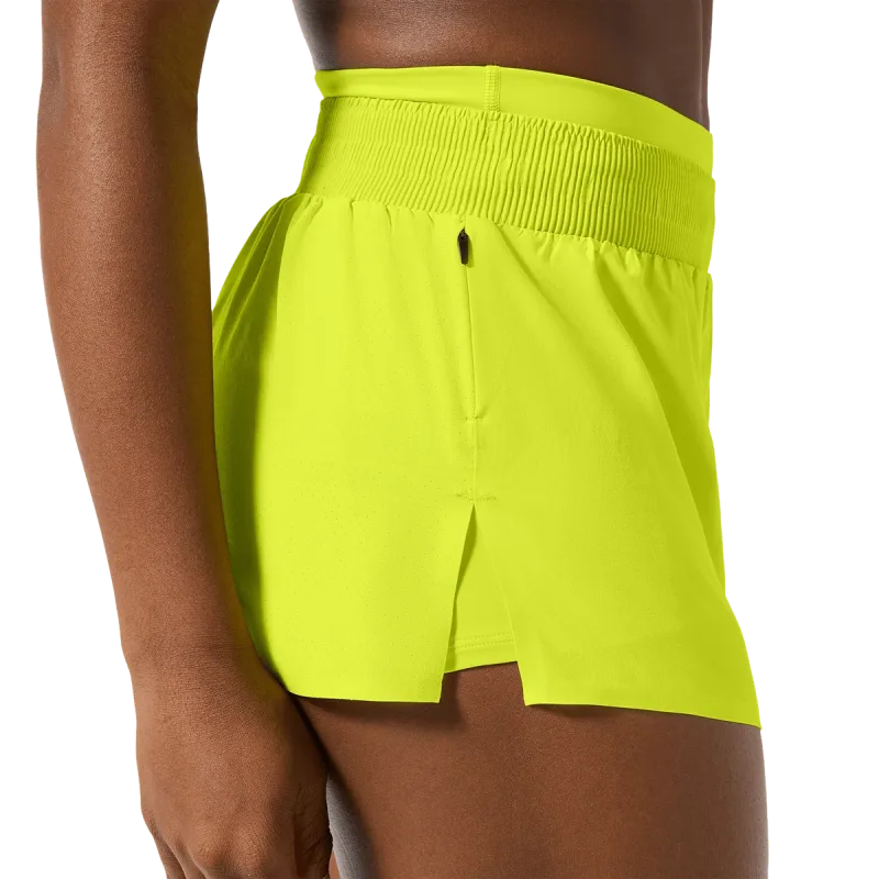 Pantalón corto 2 en 1 Drive para mujer 3"