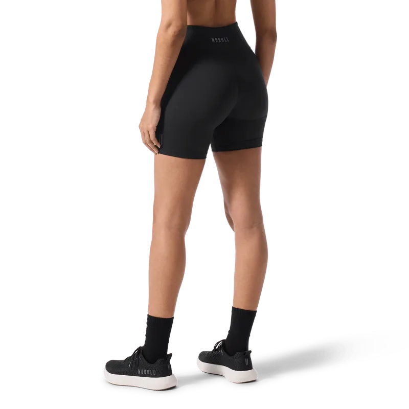 Pantalón corto mate de talle alto U para mujer 6"