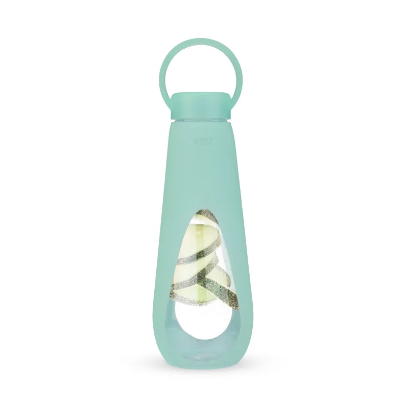 Bottiglia d'acqua in vetro con rivestimento in silicone in menta
